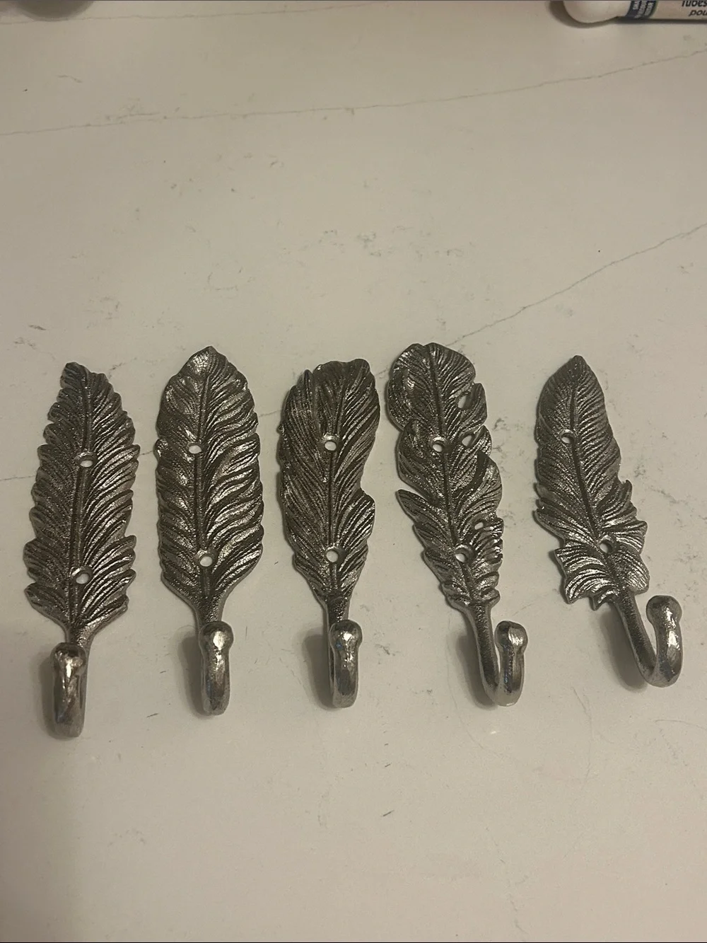 Feather Wall Hooks - Silver Decorative Set of 5